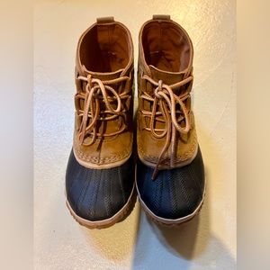 Sorel 6.5 Out N’ About Booties